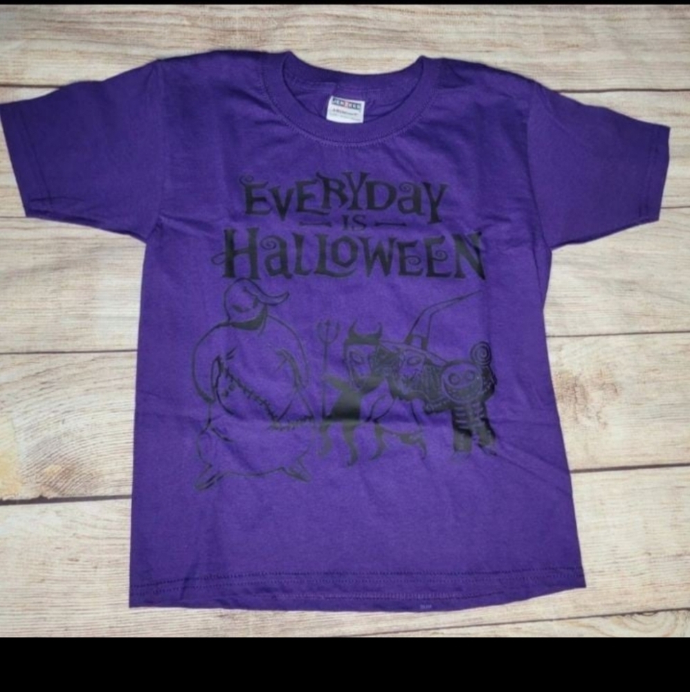 Nightmare before christmas Everyday is Halloween graphic tee shirt